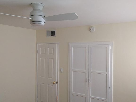 4th image of 15027 Steprock Dr