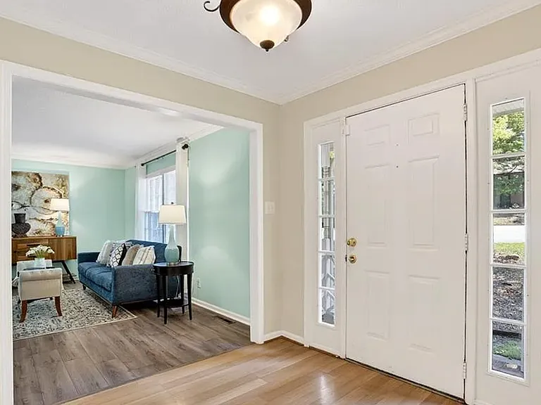 4419 Forest Walk Dr — Photo 7