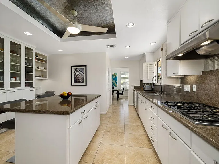 41 Lincoln Pl — Photo 18