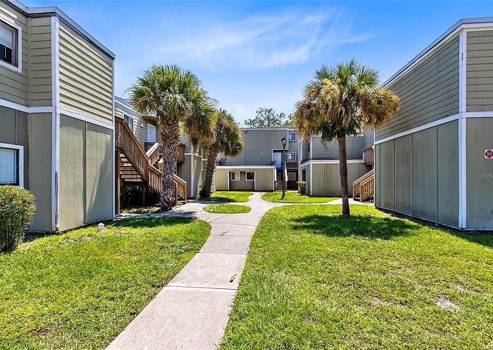 1st image of 153 SCOTTSDALE SQUARE