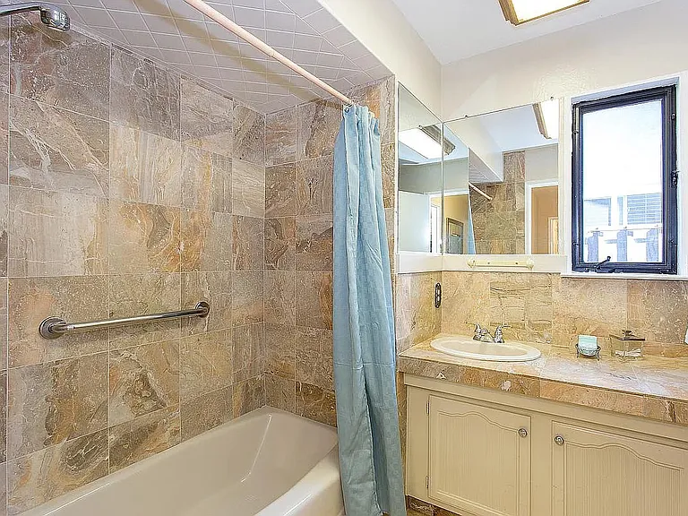 Downstairs bathroom