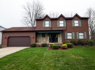 6831 Weatherby Dr, Mentor, OH 44060