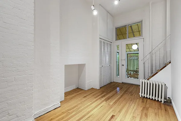 Rented by Avenues Real Estate | media 15