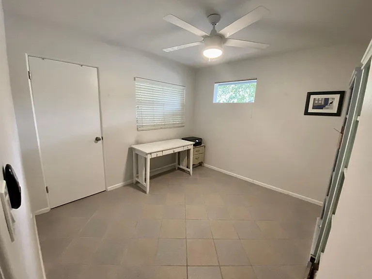 820 Huntington Ct — Photo 11