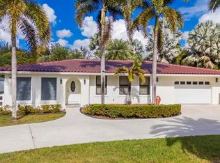 18201 SW 70th Pl, Southwest Ranches, FL 33331