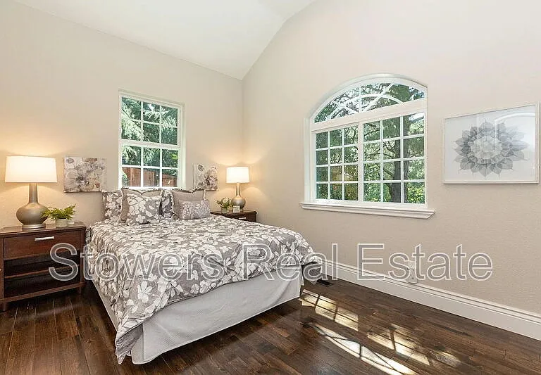 705 Moraga Rd — Photo 32