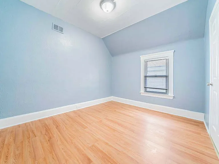 4310 Daisy Ave — Photo 34