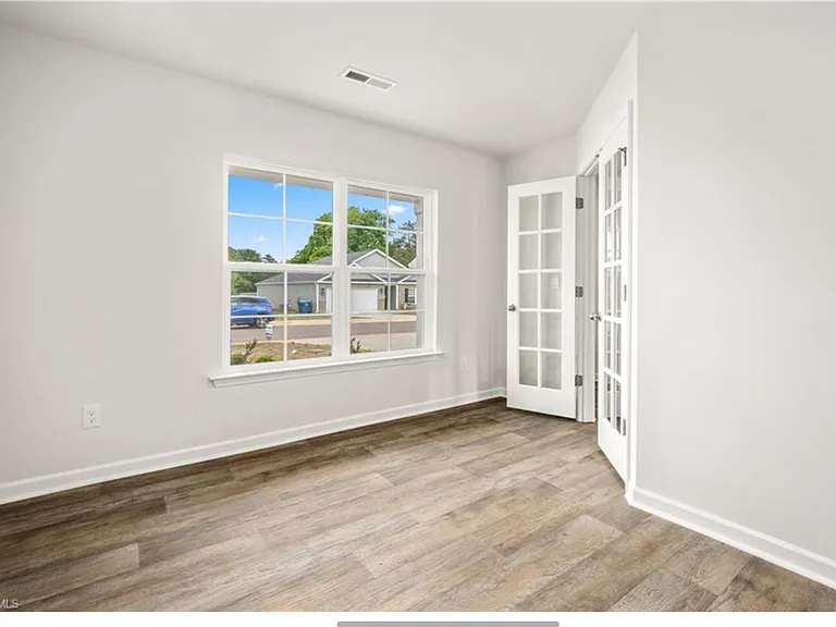 304 Aspen Place Ct — Photo 5
