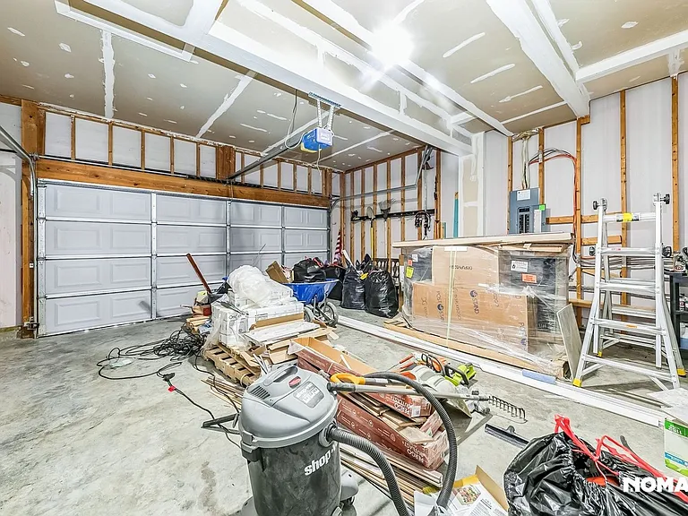 2638 Hazelnut Ct — Photo 28