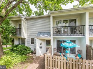 275 W Chelsea Cir, Newtown Square, PA 19073