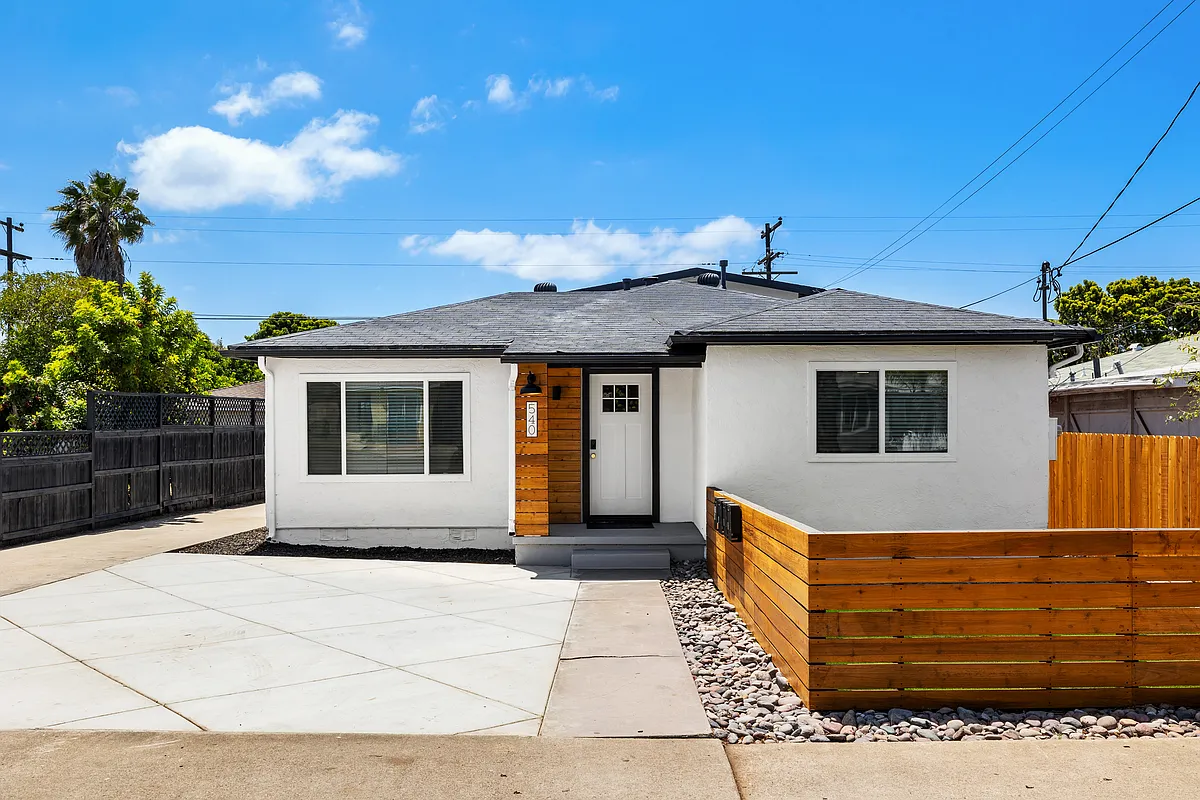 Building Photo - 540 F St #540