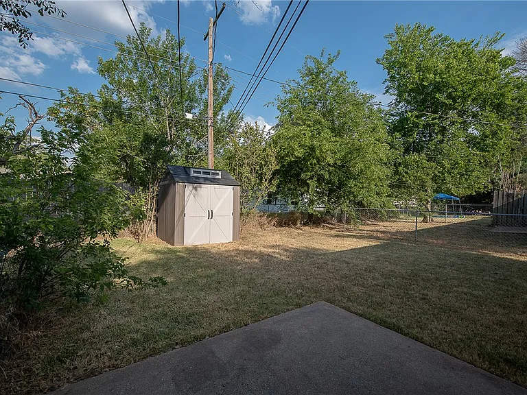 3917 Olive St #B — Photo 10