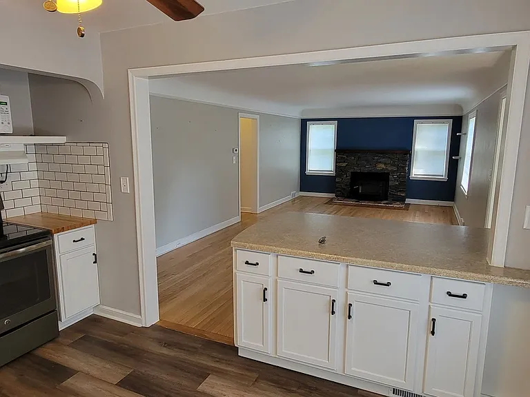4211 London Rd — Photo 4