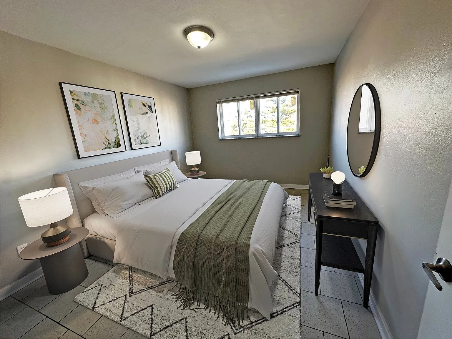 Meramec Apartments — Photo 2