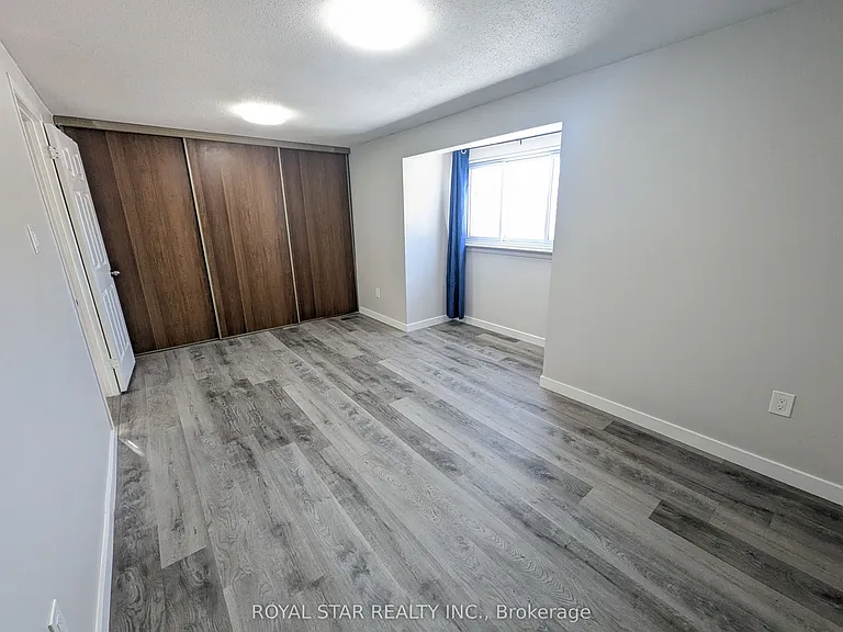 44 Winchester Dr — Photo 17