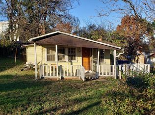 4502 Brooks St NE, Washington, DC 20019