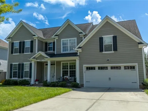 2541 Mirasol Dr, Virginia Beach, VA 23456