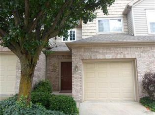 2105 S Bayberry Dr, Bloomington, IN