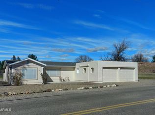 3690 E Lake Shore Dr, Rimrock, AZ 86335