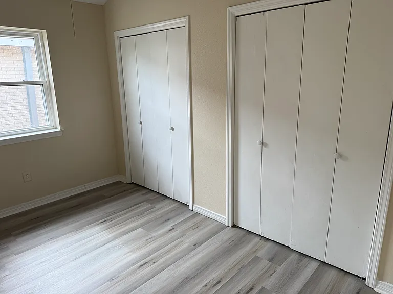 722 Vouray Dr — Photo 6