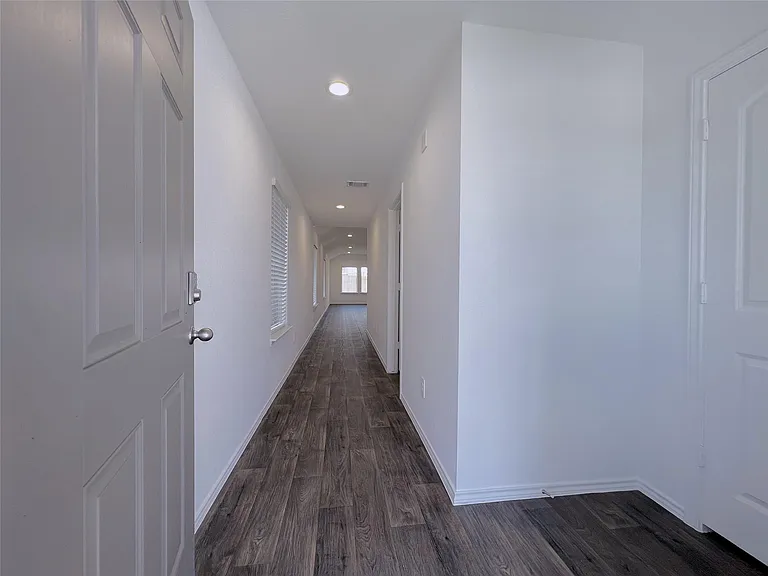 21227 Alder Oaks Dr — Photo 3