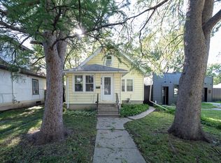 4238 Cheatham Ave, Minneapolis, MN 55406