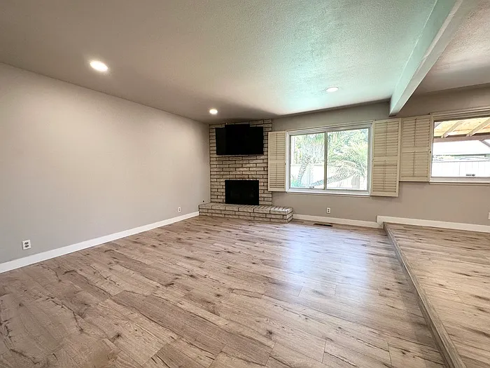 5011 Jennings Way — Photo 10