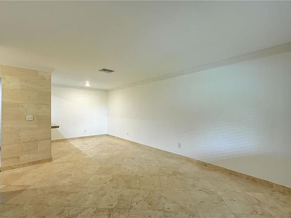 5th image of 6023 10th Ave N APT 214