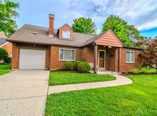 917 Devonshire Rd, Dayton, OH 45419