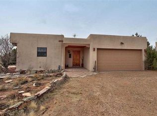 12 Estacada Rd, Santa Fe, NM 87508