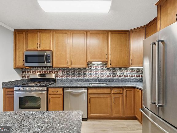 5th image of 11801 Rockville Pike APT 313