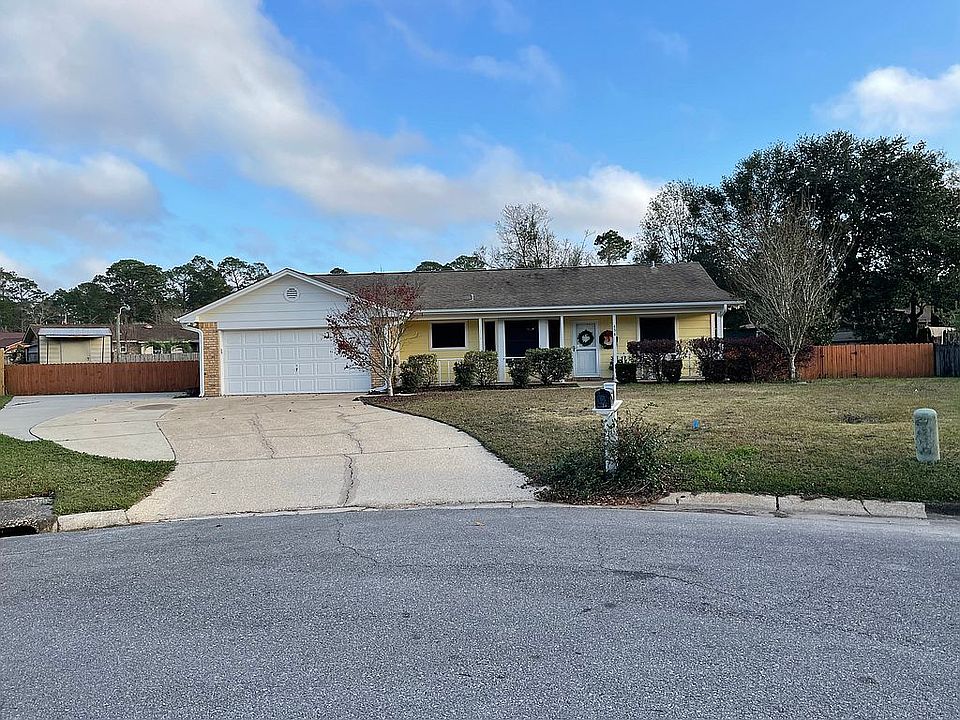 1st image of 436 Belle Chasse Ct