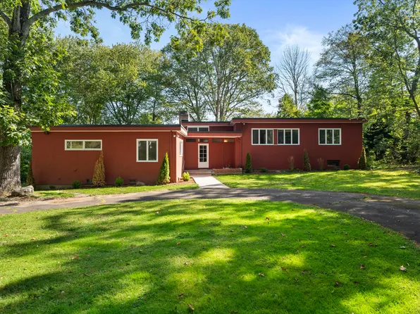 117 Sunset Hill Drive, Branford, CT 06405