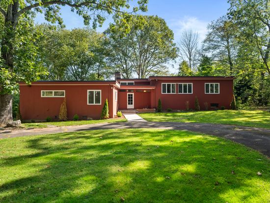 117 Sunset Hill Drive, Branford, CT 06405