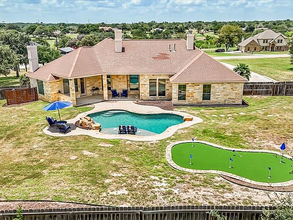 3rd image of 160 ABREGO LAKE DR