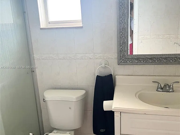 2581 Garden Dr N #203 — Photo 9