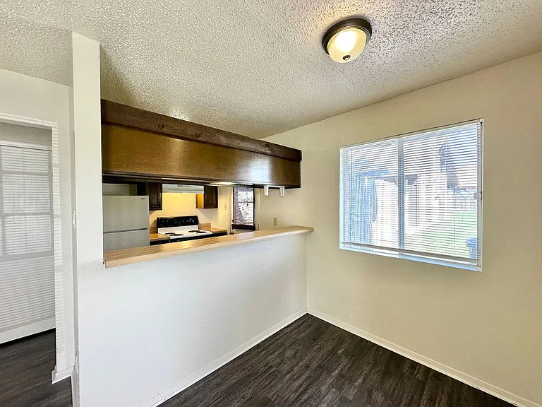 2104 N WS Young Dr — Photo 20