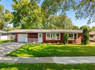 109 24th St SW, Minot, ND 58701