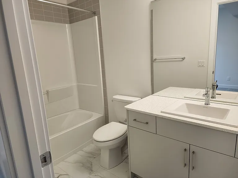 3816 Chrustawka Pl SW — Photo 7