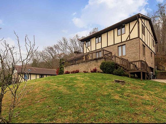 2nd image of 3058 Amey Drive