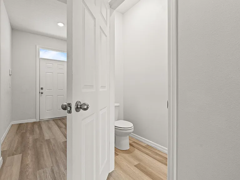 12869 SW Forli Way — Photo 6
