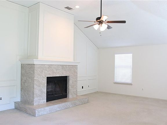 2nd image of 330 Parkwood Ln
