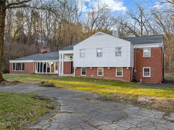 620 Riding Meadow Rd, Pittsburgh, PA 15238