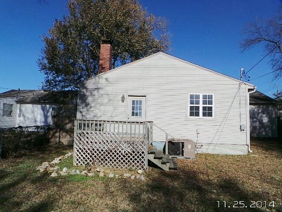 3rd image of 2838 E 11th St