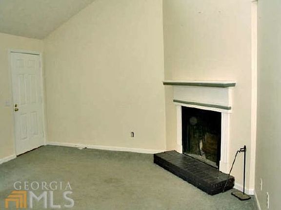 3rd image of 1921 Patterson Ct