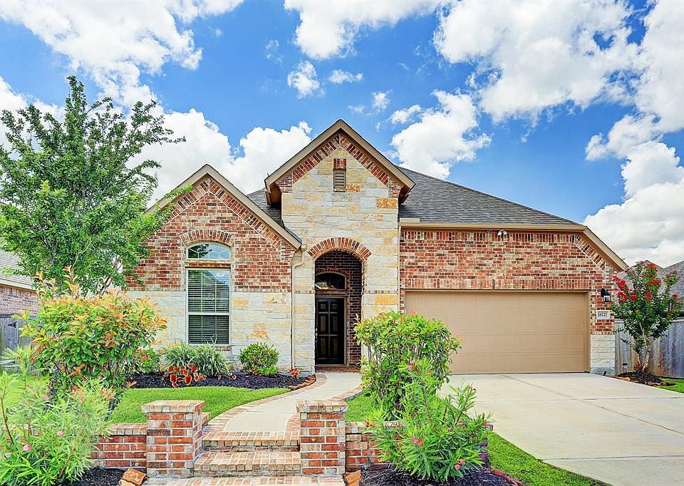 1st image of 18727 Big Elm Dr