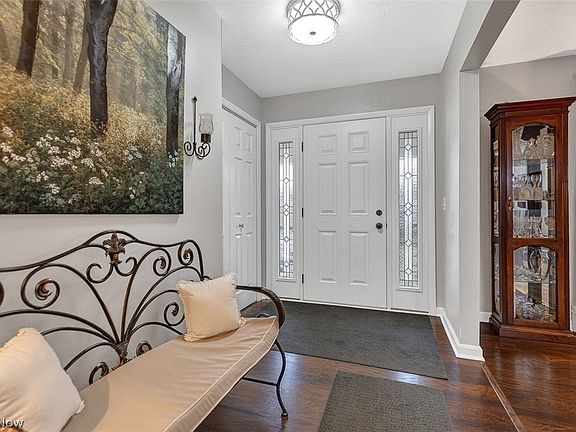 4th image of 10152 Lynn Dr