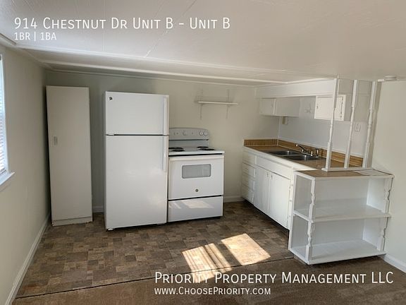 3rd image of 914 Chestnut Dr Unit B