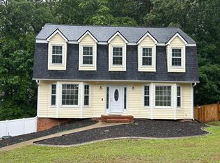 1806 Yorkshire Dr, Woodstock, GA 30189