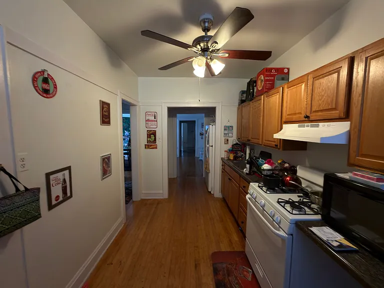 6437 N Leavitt St — Photo 15